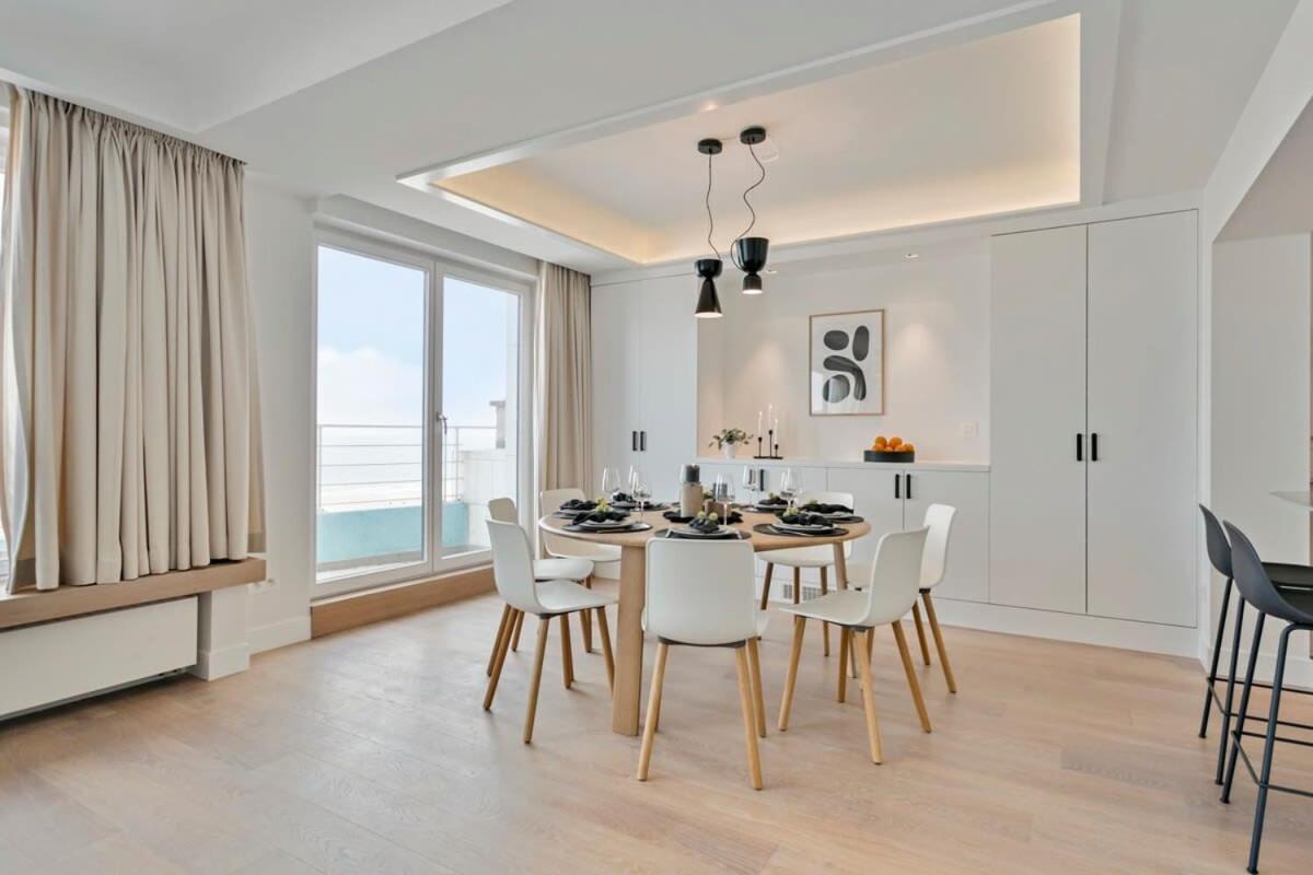 Huswell - Panoramic Seaview Apartment In 'T Zoute Knokke-Heist Exterior photo