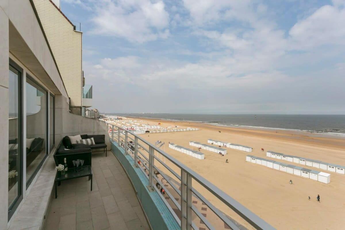 Huswell - Panoramic Seaview Apartment In 'T Zoute Knokke-Heist Exterior photo